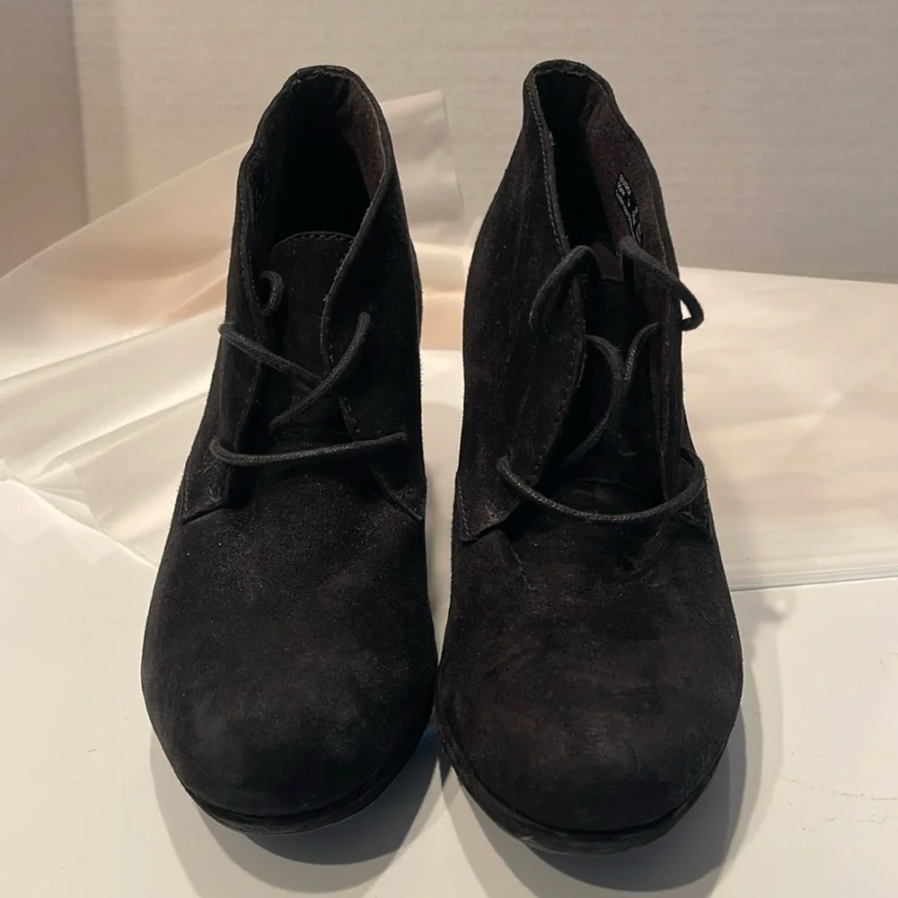 Clark's Camryn Bronte Wedge Black Suede Leather Women’s Sz 8 Formal Night Fun